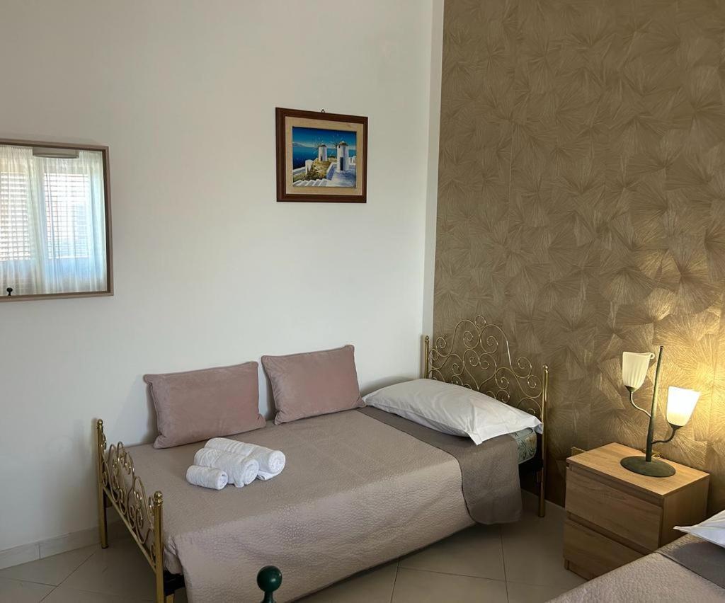 Nina Apartament Giardini Naxos Con Posto Auto エクステリア 写真