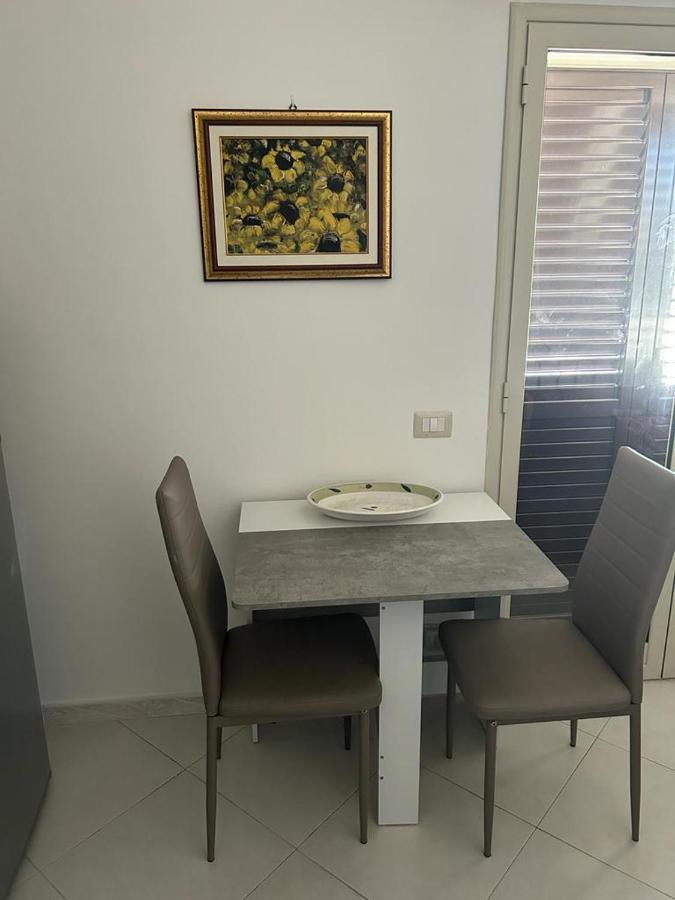 Nina Apartament Giardini Naxos Con Posto Auto エクステリア 写真