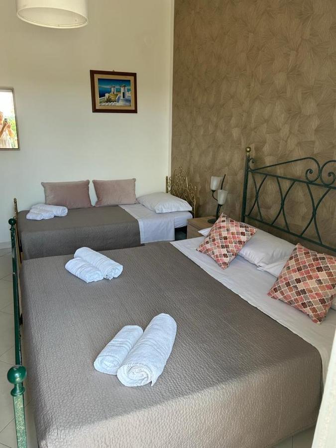Nina Apartament Giardini Naxos Con Posto Auto エクステリア 写真